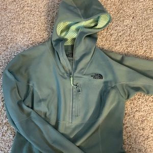 Brand new worn once north face hoodie